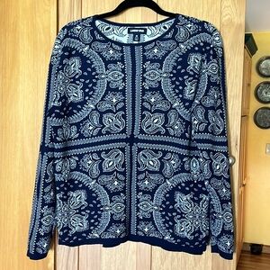 Lands’ End navy and white boxy sweater M